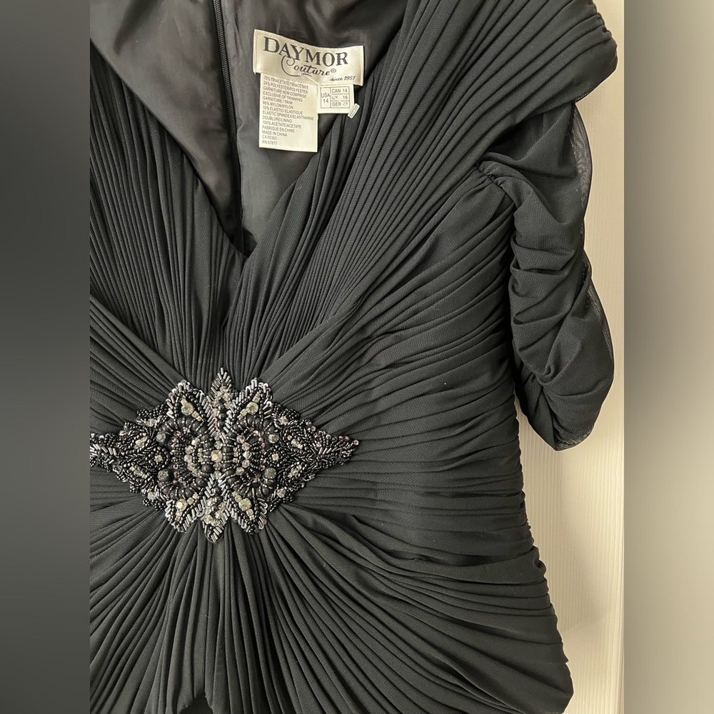 Mother of the bride gown worn for few hrs condition like new